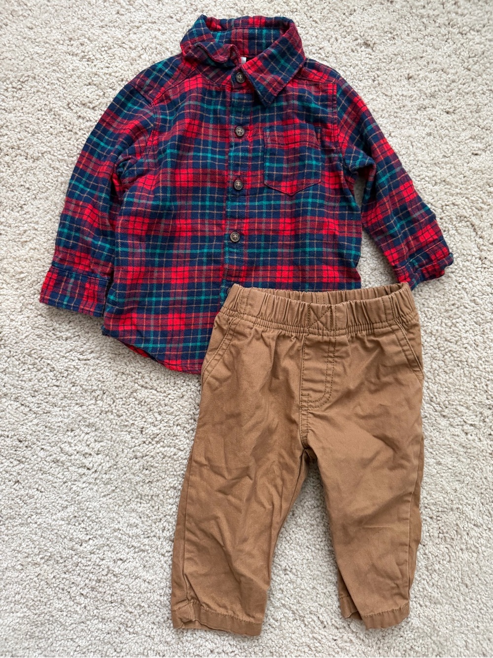 Carter’s 9 month outfit